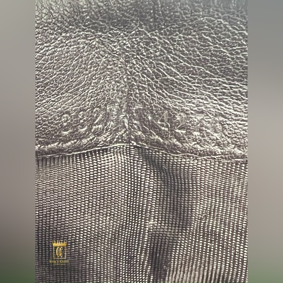 🖤SOLD🖤Gucci zip around long wallet - Picture 9 of 13